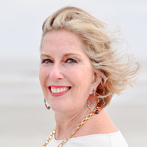 Author Lynn Garson facial profile - Sex and the Single Grandma, a memoir book of her quest to finding love in your 50s.